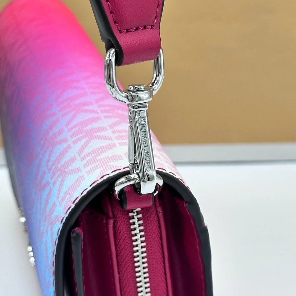 MICHAEL KORS
Jet Set Large Ombré Signature Logo Crossbody Bag Dark Raspberry - Picture 6 of 15